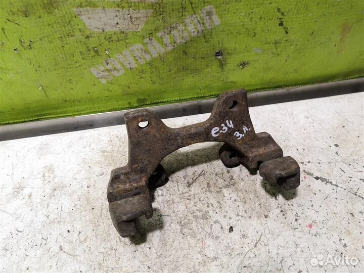 Скоба суппорта заднего бмв Е34