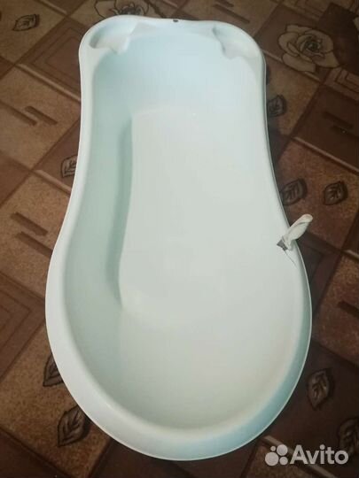 Ванночка, горка и круг для купания