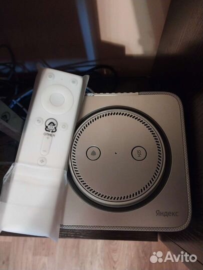 Яндекс станция Макс