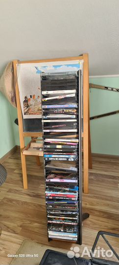 Стойки для DVD дисков, бу. С дисками 2шт