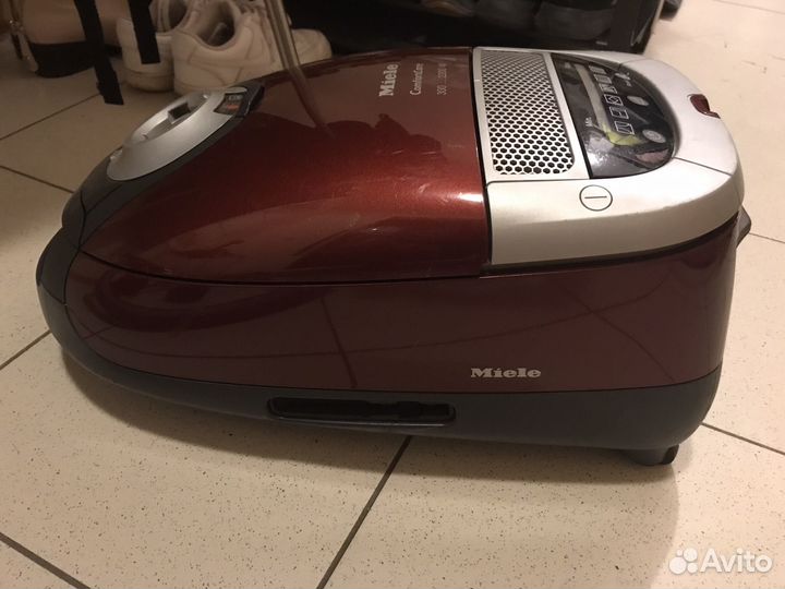 Пылесос Miele S5760