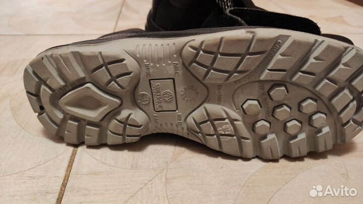 Ботинки рабочие мужские 41 и 45 размер