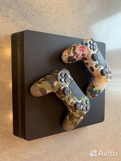 PS 4 slim