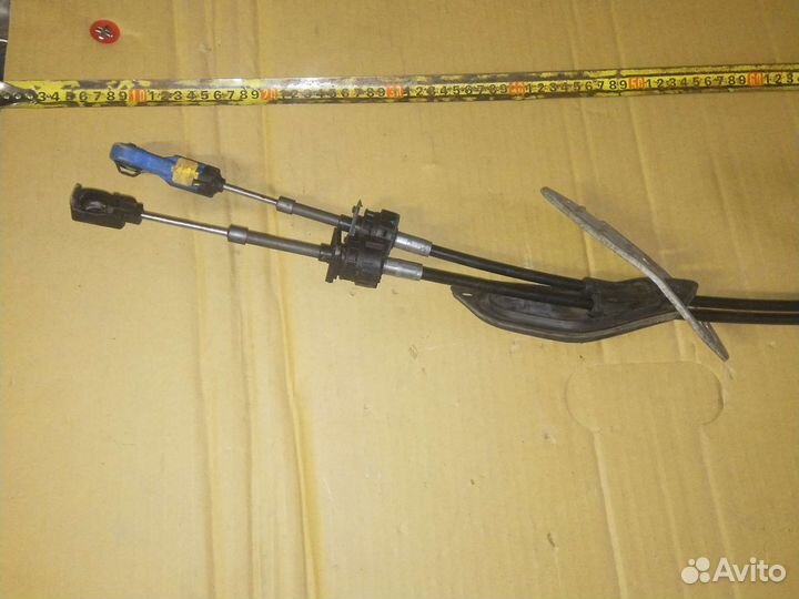 Трос переключения передач на Тойота Аурис