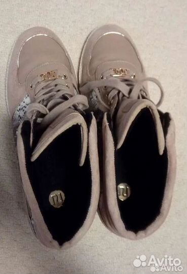 Кроссовки женские River Island на танкетке