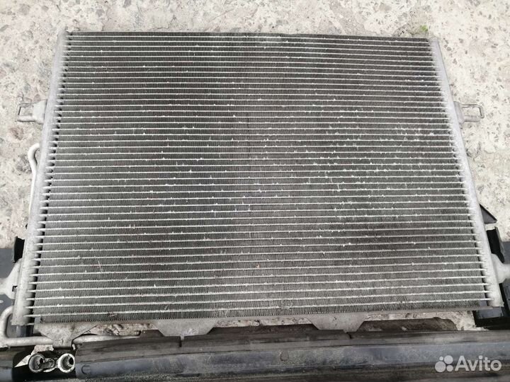 Радиатор кондиционера Мерседес E 211 W 211