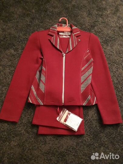 Костюм для девочки новый
