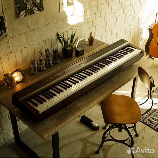 Цифровое пианино Yamaha P125 + Аксессуары