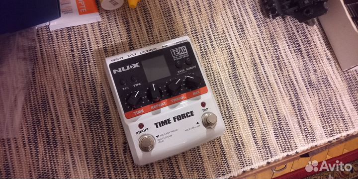 NUX time force - процессор дилей лупер