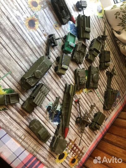 Игрушки из СССР машинки