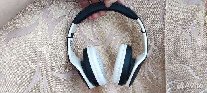 Беспроводные наушники defender freemotion B525