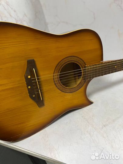 Акустическая гитара бу