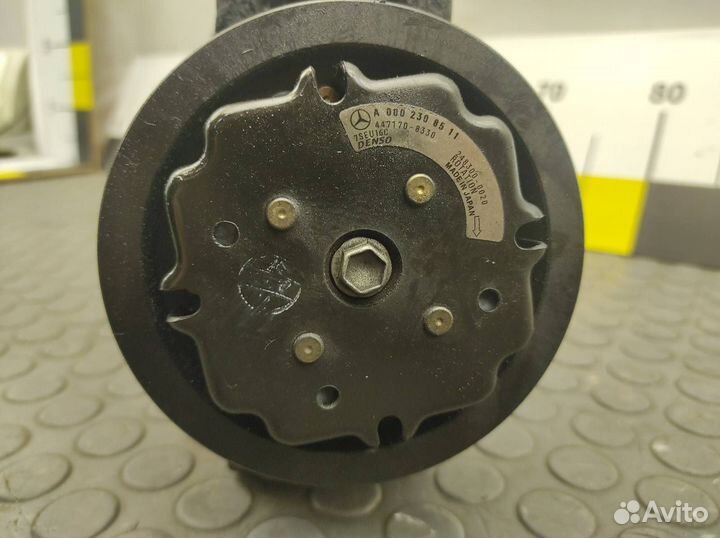 Компрессор системы кондиционирования Mercedes-Benz