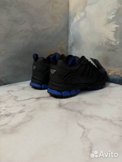 Кроссовки Bona 36 размер