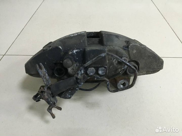 Суппорт передний правый Volkswagen Phaeton 2007-2016