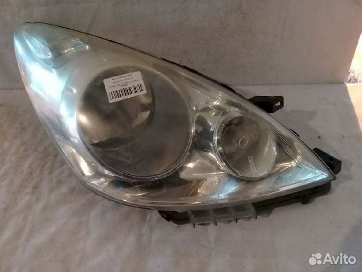Фара правая H005 Nissan Note E11 брак креплений