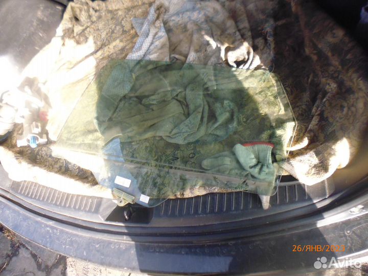 Хендай i30 стекло заднее левое дверное универсал