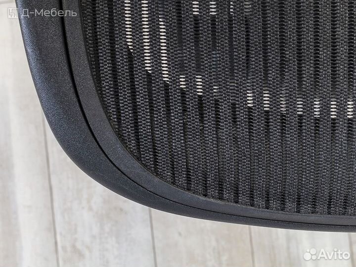 Компьютерное кресло Aeron B Herman Miller США