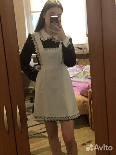 Школьная форма с белым фартуком