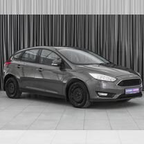 Ford Focus 1.6 MT, 2016, 44 001 км, с пробегом, цена 1 369 000 руб.