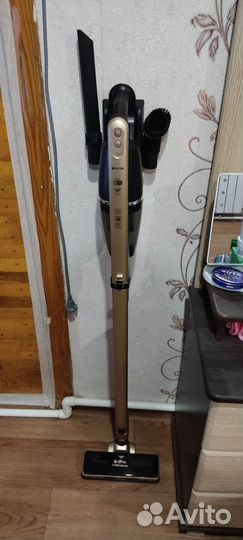 Вертикальный пылесос vitek