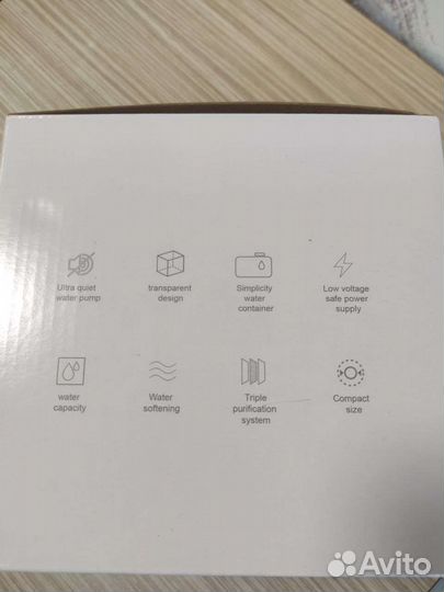 Фонтан поилка для кошек