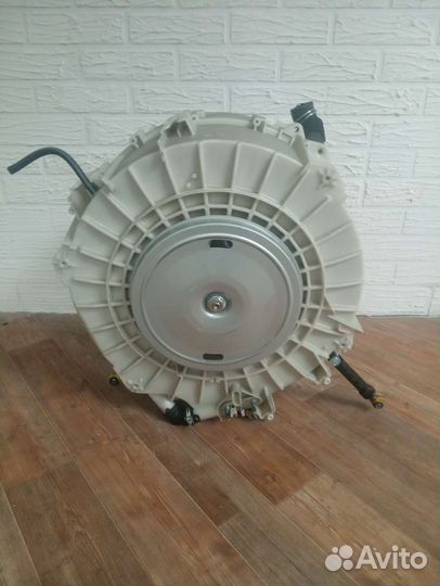 Бак стиральной машины Bosch Serie 6