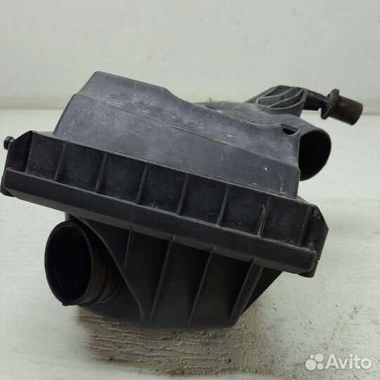 Корпус воздушного фильтра Opel Corsa X01 2003