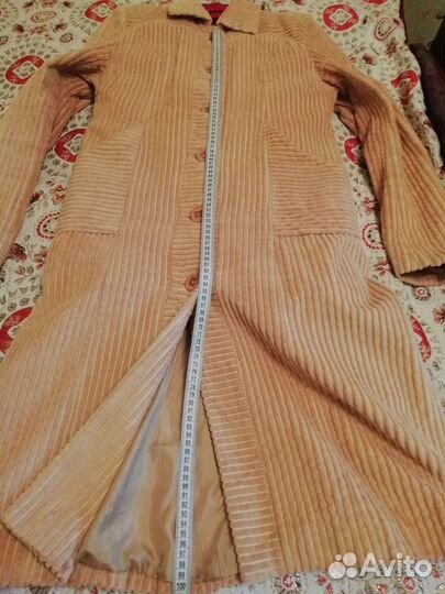 Весенние женское пальто