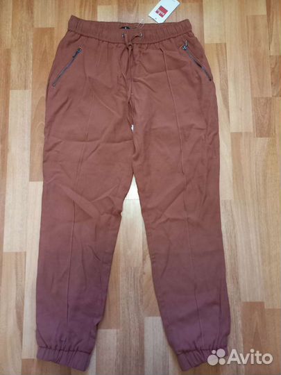 Брюки женские,р.48-50,новые