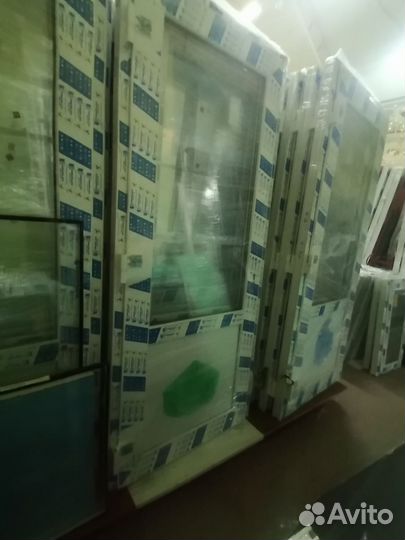 Готовая дверь 90х210 входная