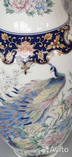 Фарфоровые Вазы