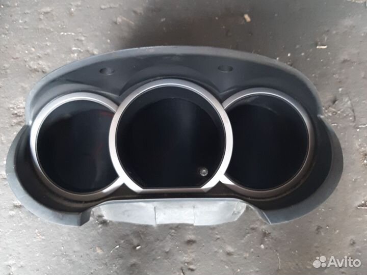 Панель приборов Сузуки Гранд Витара 3