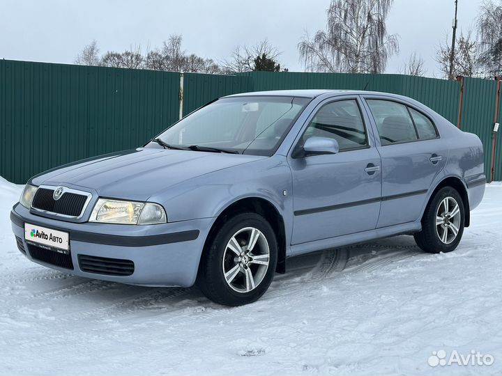Skoda Octavia 1.6 МТ, 2008, 220 000 км