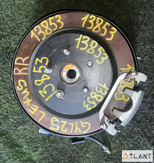 Ступица задняя правая lexus RX450H