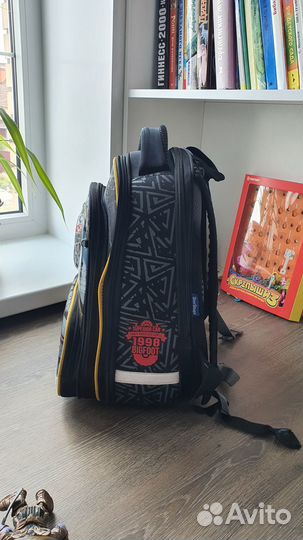 Школьный рюкзак