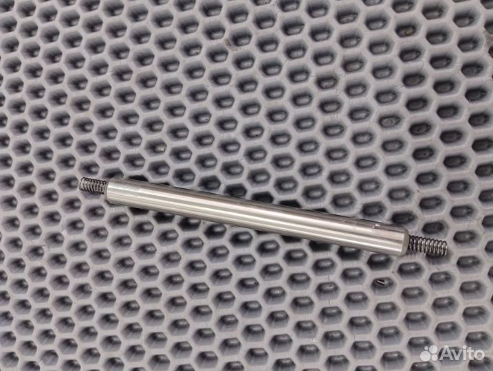 Yamaha YZF R1 2004-2005 вал вилок кпп