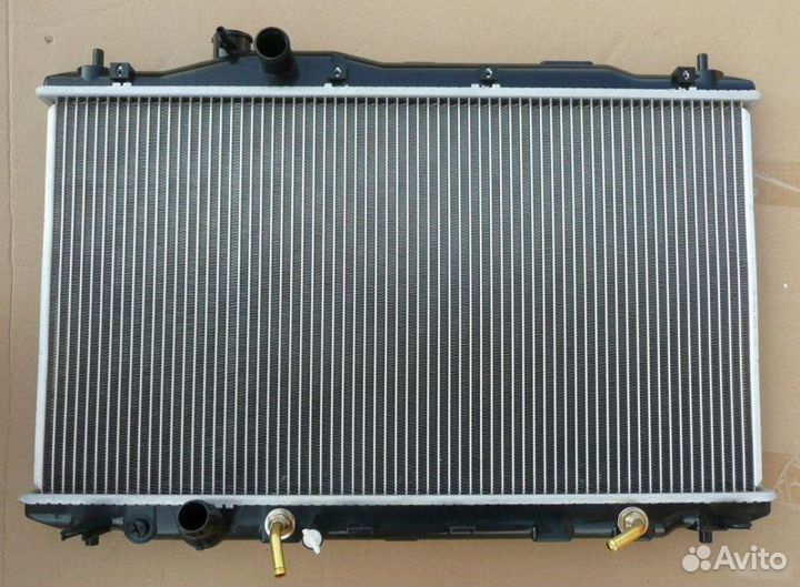 Радиатор Honda Civic