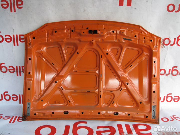 Nissan Navara D22 Капот