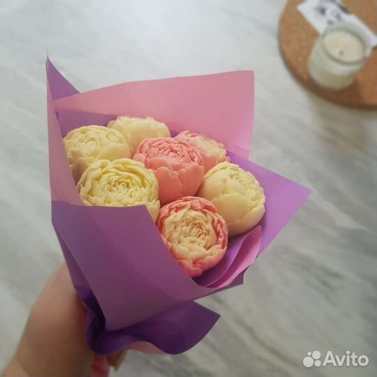 Букеты из шоколадных цветов