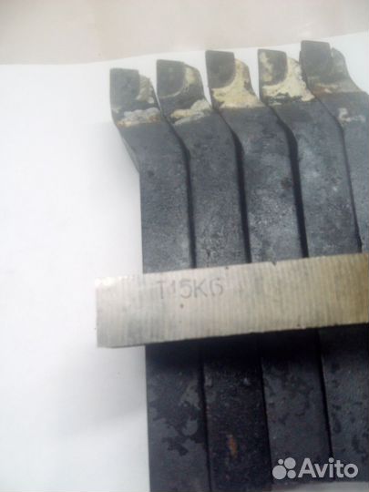 Токарные резцы