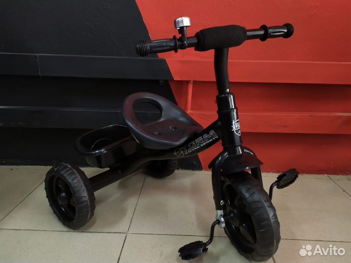 Трехколесный велосипед