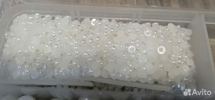 Бусины, полубусины под жемчуг для рукоделия