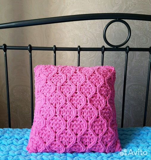 Интерьерная подушка