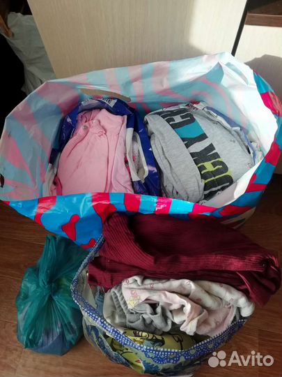 Вещи пакетом на девочку