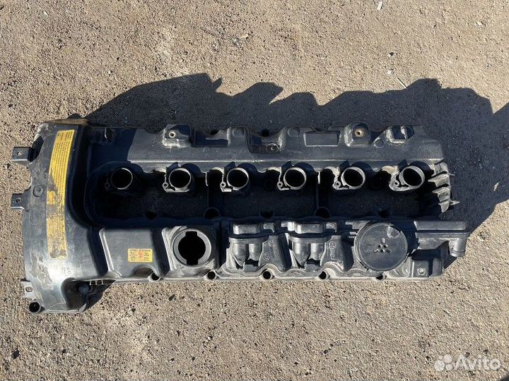 Крышка клапанная BMW 5-series E60/E61 2003-2009