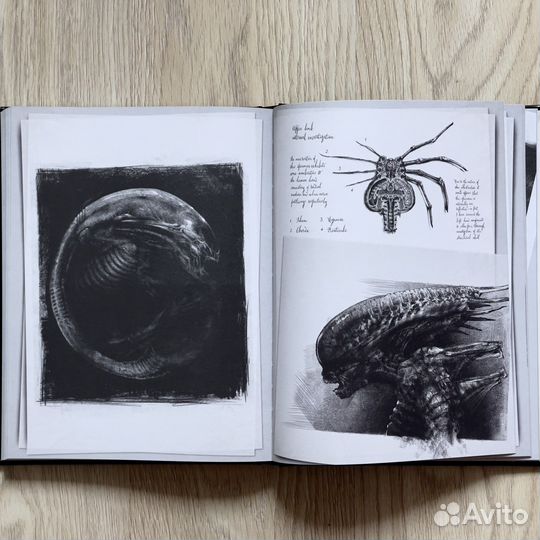 Книги по вселенной Aliens & Predators