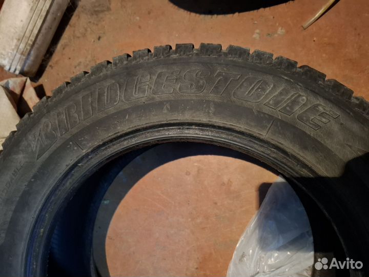 Bridgestone Ice Cruiser 7000 185/65 R15