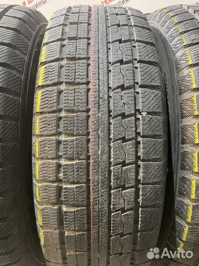 Toyo Winter Tranpath MK4a 205/60 R16 92Q