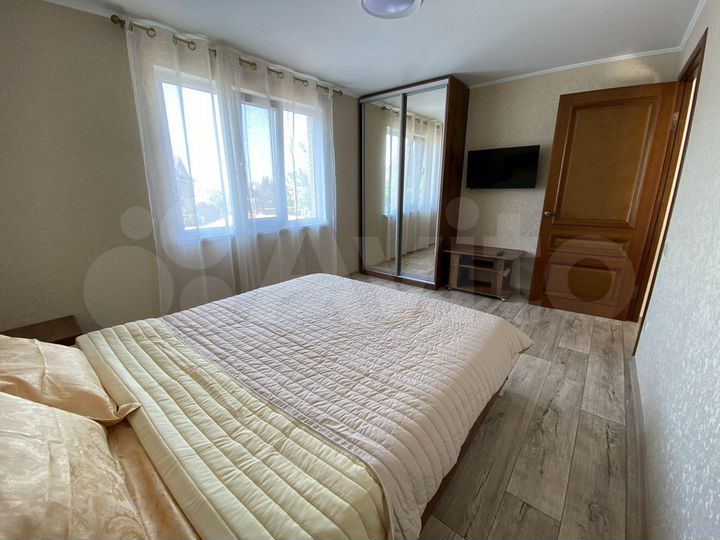 Комната 25 м², 1/3 эт.